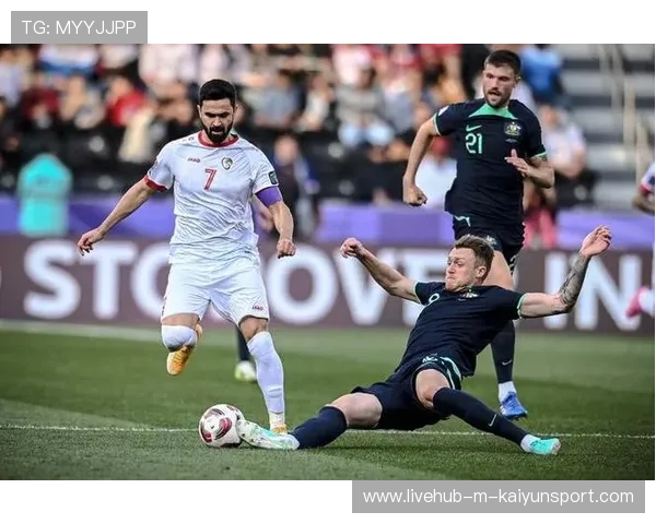 澳大利亚击球端表现出色，全场掌控比赛，澳大利亚赢球